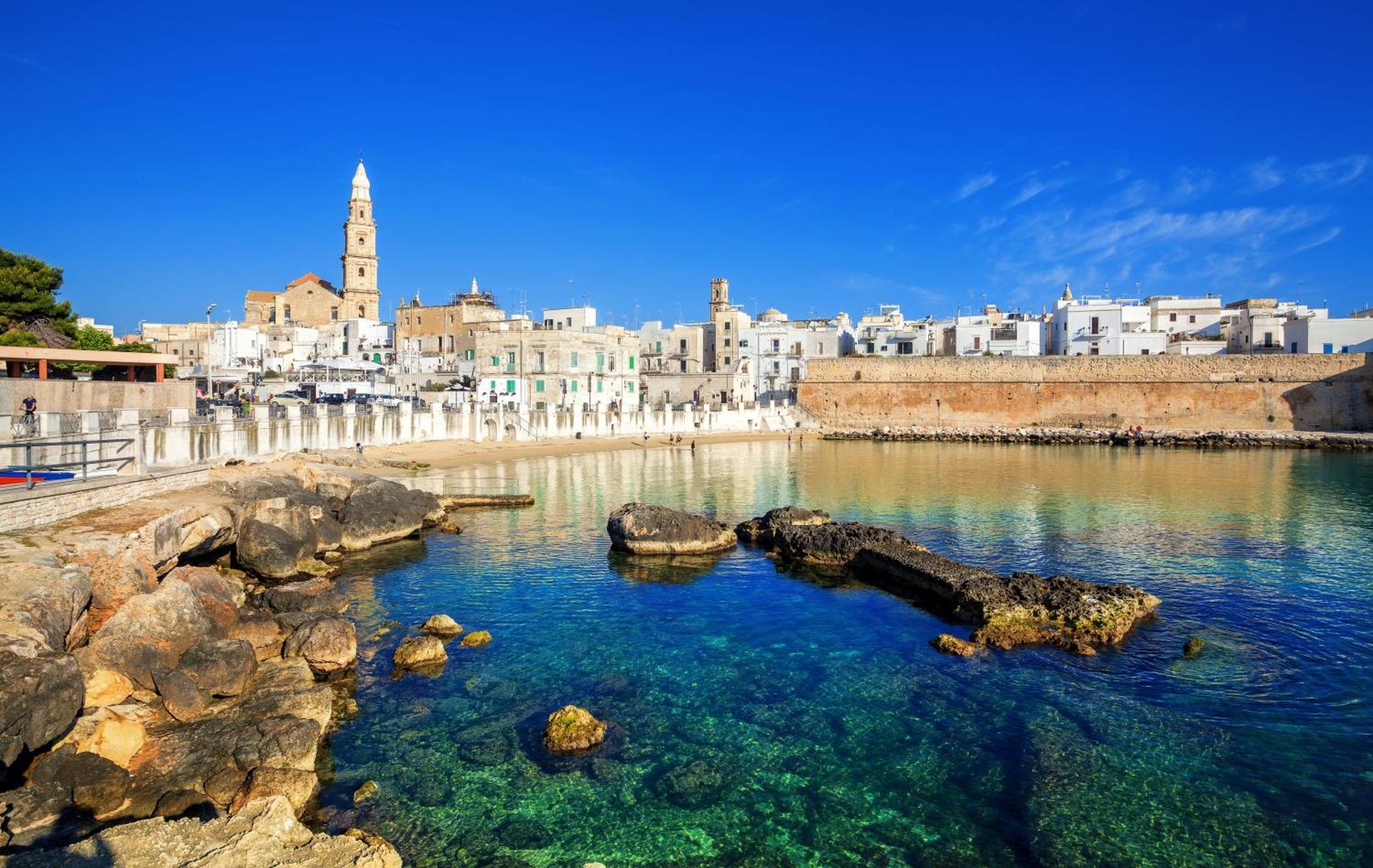 A Casuccia Apartment Monopoli Bagian luar foto